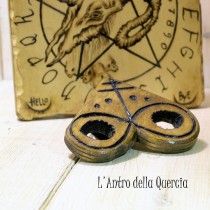 Quadrante ouija con Baphomet, pirografia su legno