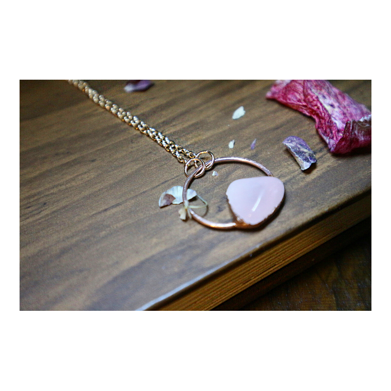 Collana cerchio quarzo rosa